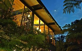 Volcano Inn Bed N Breakfast